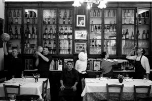 Osteria Le Logge vista interna locale